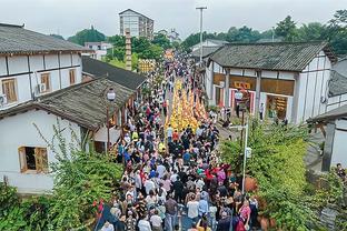 小赖特：德布劳内居然没有任何生疏感，哈兰德复出后曼城还会更强